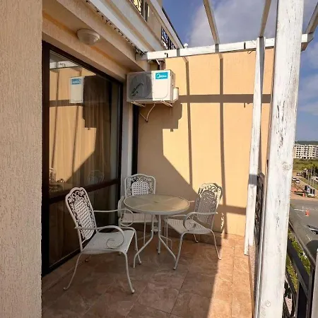 Apartment радуга *